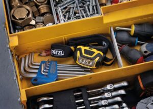 PETE070CA00 #4. Petzl ARIA 2R UN3481